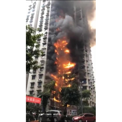 重慶居民樓起火引燃外墻保溫層 燃燒阻燃檢測不容小視